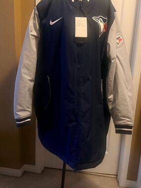 Nike Men’s Toronto Blue Jays Navy and White Bomber Jacket Parka